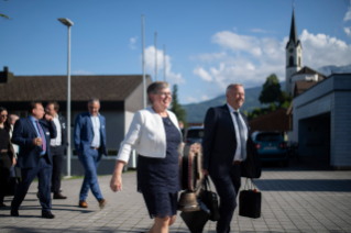 Gang zum Festbankett Schulhaus Widem