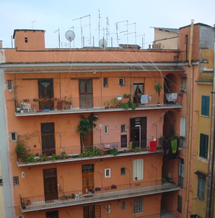 Blick aus der Kulturwohnung in Rom im Quartier San Lorenzo.