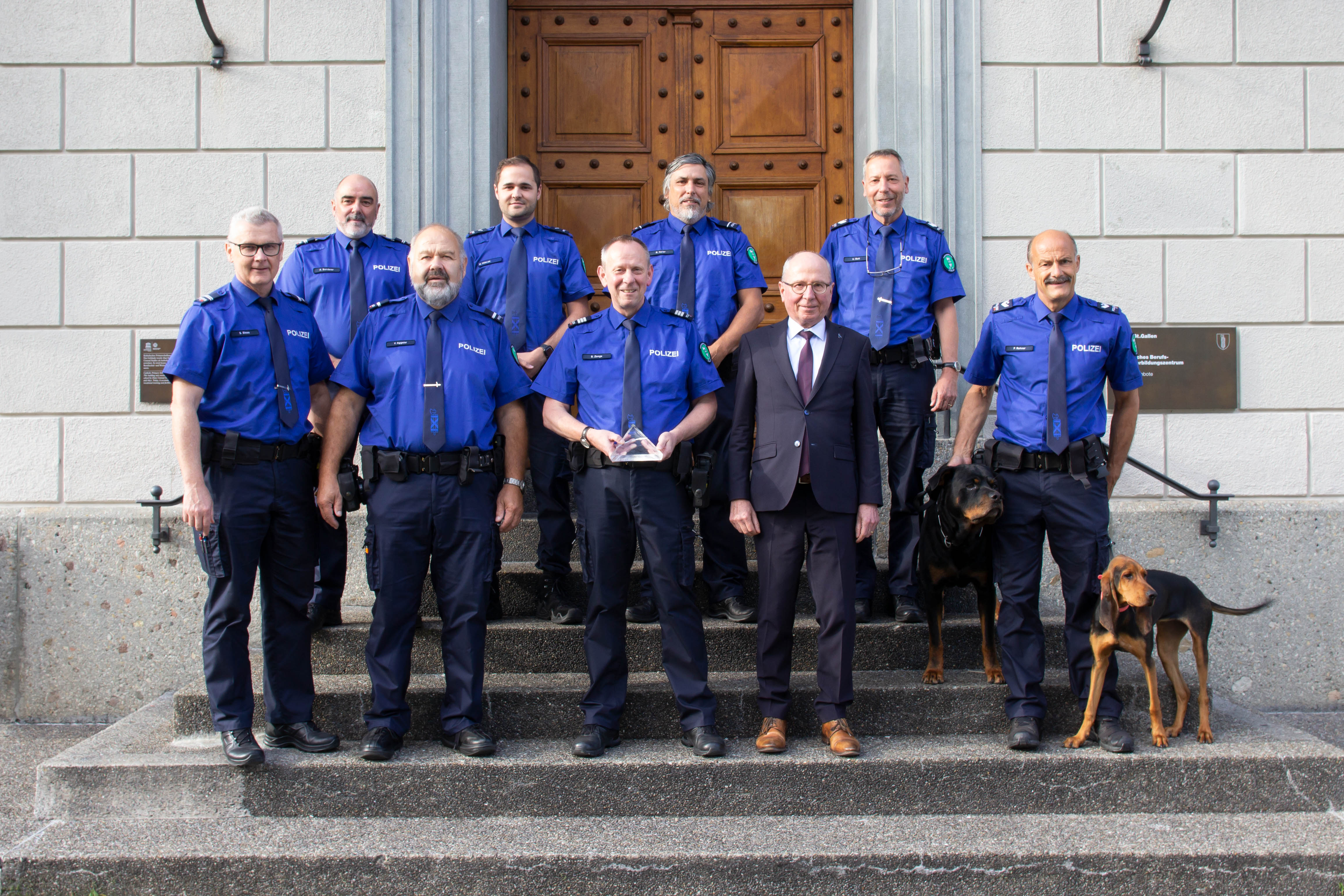 St.Gallen Kantonspolizei St.Gallen erhält FokusPreis 2021 sg.ch