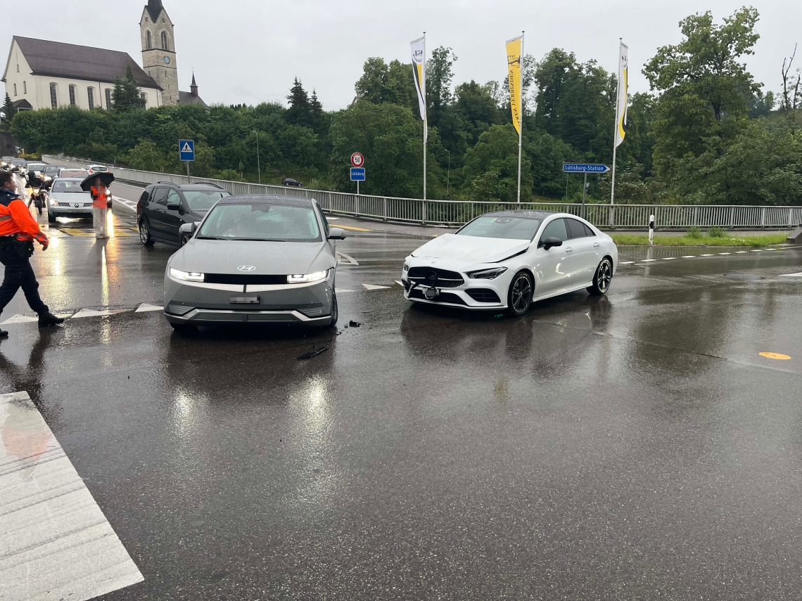 L&uuml;tisburg_title