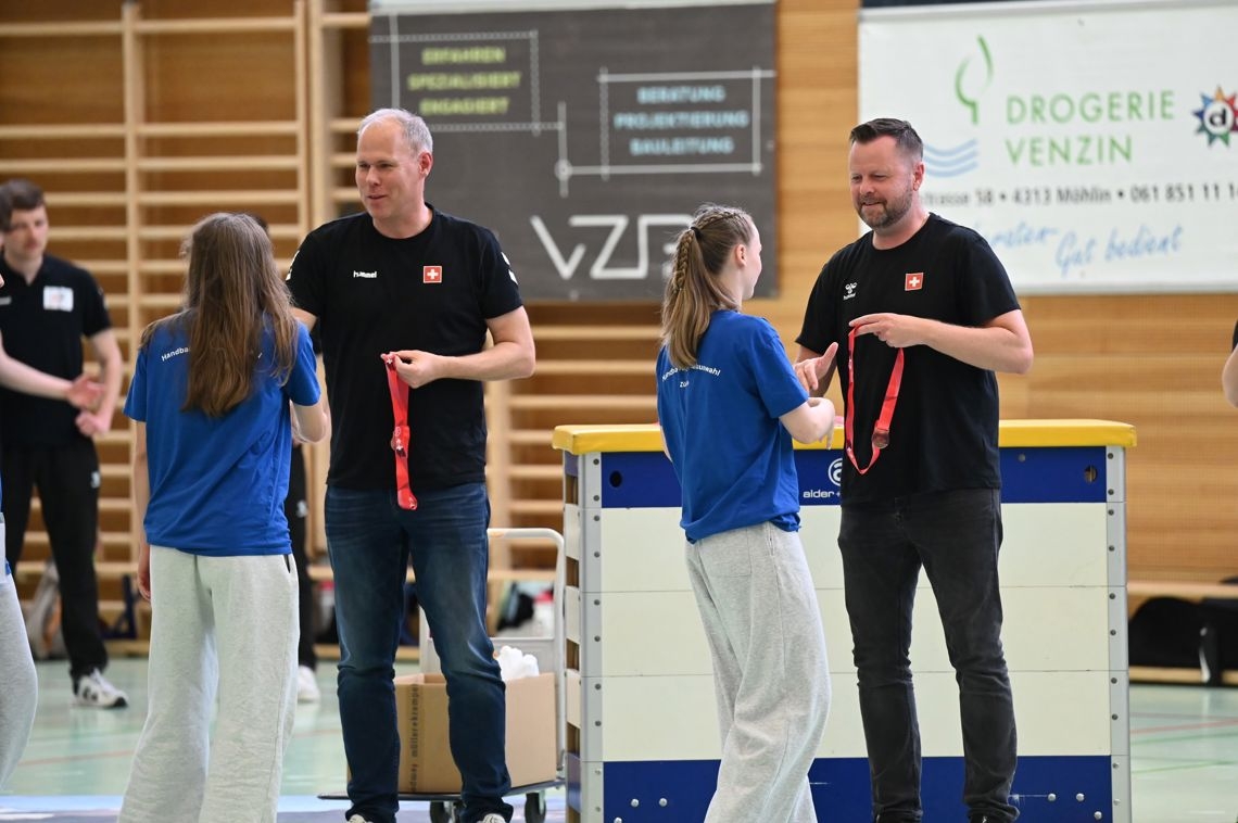 Medaillen&uuml;bergabe mit J&uuml;rgen Fleischmann und Knut Ove Joa