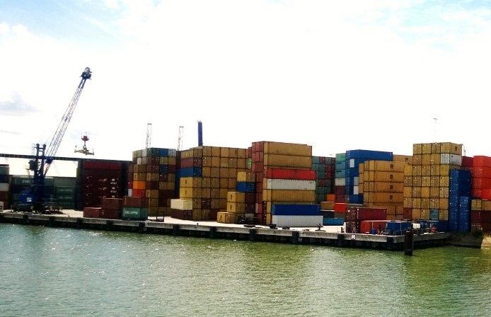 Containerhafen Rotterdam (Symbolbild)