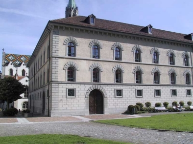 Kantonsgericht mit Handelsgericht und Anklagekammer