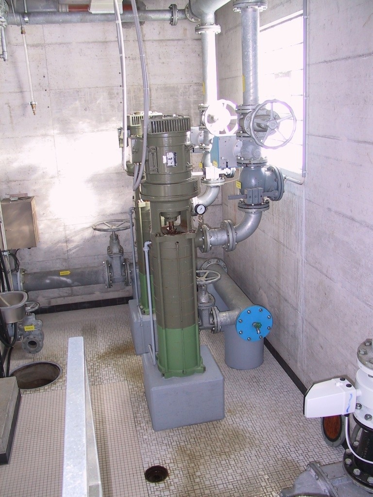 Mehrstufige Grundwasserpumpe